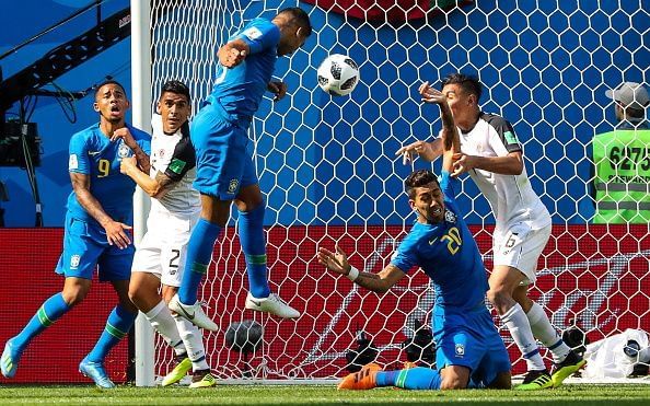 2018 FIFA World Cup group stage: Brazil 2 - 0 Costa Rica