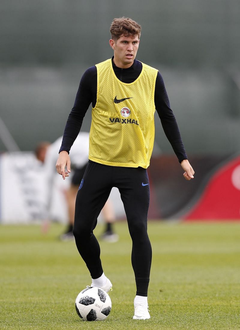 Fullback Stones back in training with England at World Cup