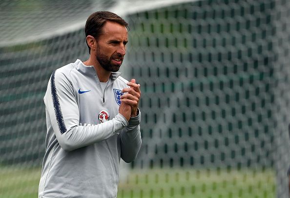 World Cup 2018: Twitter reacts to Gareth Southgate's shoulder injury in training