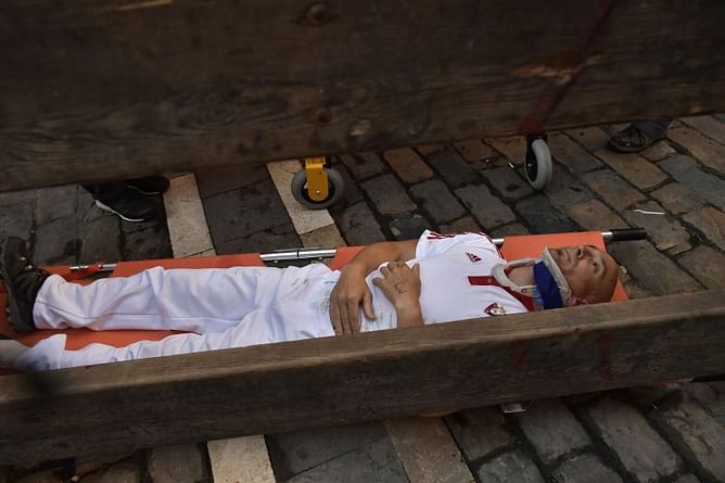 Pamplona's 3rd day of bull race ends with 4 runners injured