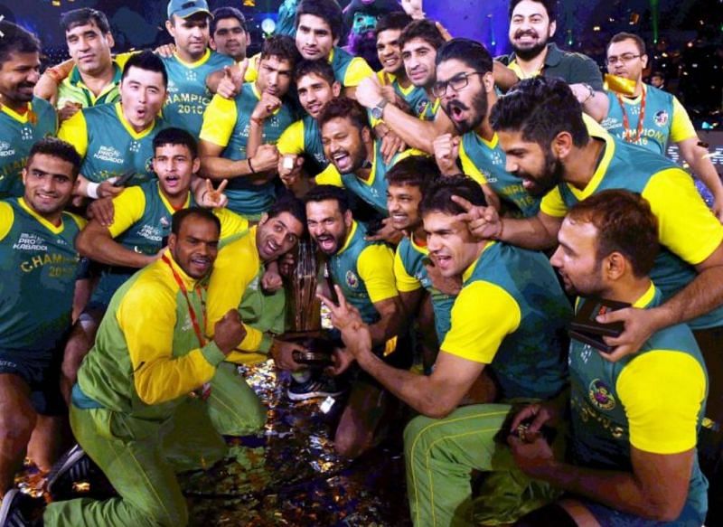 Patna Pirates when they won in season 3.