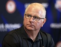 Swim coach Bob Bowman apologizes for inappropriate texting