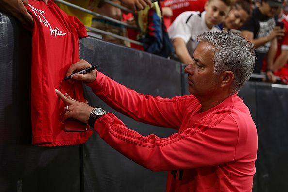 Manchester United transfer roundup: £150 million superstar willing to take pay-cut to join Barcelona and more