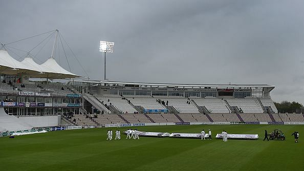 Hampshire v Essex - Specsavers County Championship: Division One