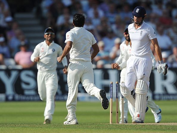Cricket - Investec Test Series - First Test - England v India - Day Two - Trent Bridge