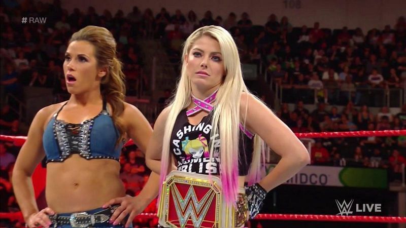 Nia Jax vs. Alexa Bliss at Extreme Rules will be a no DQ match!