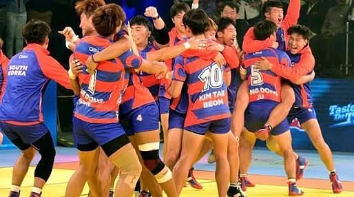 South Korea celebrating after winning against team India in the opening match of 2016 KWC