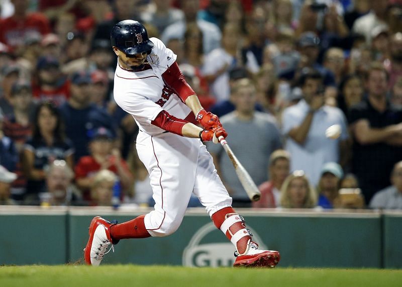 Betts hits slam, Red Sox top Blue Jays 6-4 for 10th straight