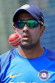 Top 5: Most dot balls bowled by an Indian player in the IPL history
