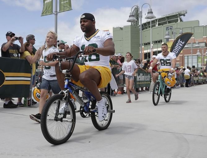 Packers WR Randall Cobb, CB Kevin King healthy again in camp