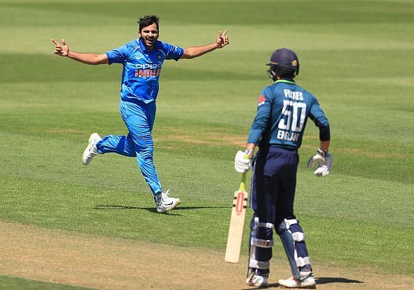 Five best bowling spells of Shardul Thakur's career
