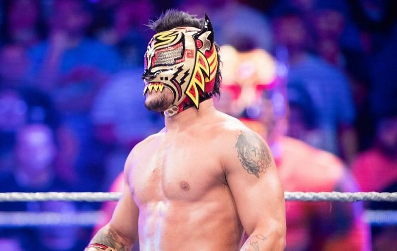 WWE 205 Live Superstar Lince Dorado is dealing with a thumb injury
