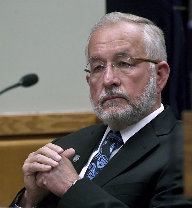Ex-medical school dean retires amid Nassar fallout
