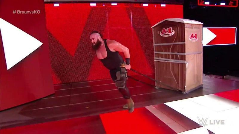 Could Braun Strowman lay both of the challengers out?