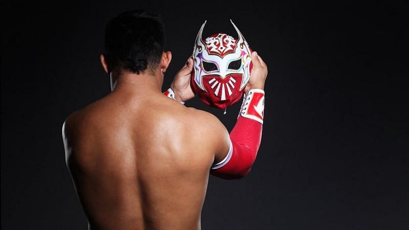 wwe superstars sin cara without mask