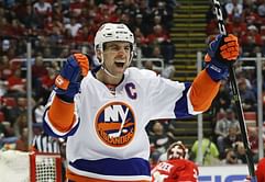 Homeward bound: Star center John Tavares chooses Maple Leafs
