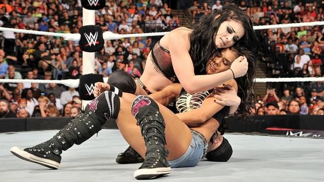 8 Possible Women's Tag Teams who could compete for the WWE Women's Tag Titles