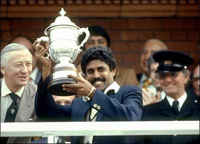 Kapil Dev with the World Cup winner&#039;s trophy