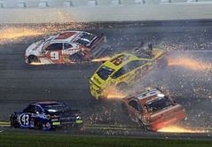 Stenhouse turns Daytona into demolition derby