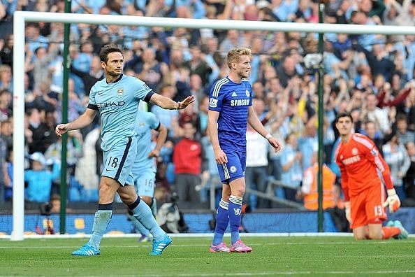 Soccer - Barclays Premier League - Manchester City v Chelsea - Etihad Stadium