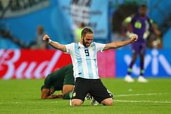 3 reasons why Chelsea should sign Gonzalo Higuain