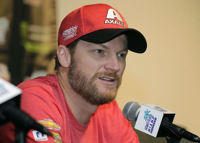 Earnhardt leads all-analyst NASCAR booth in New Hampshire