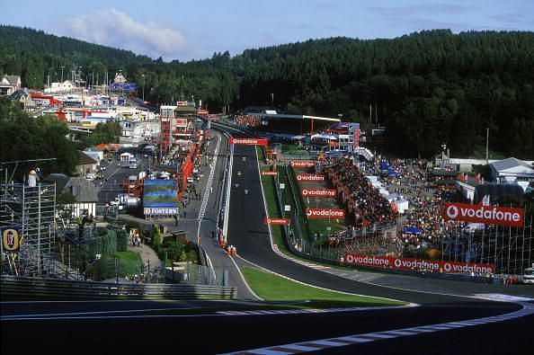 General View of the &#039;Eau Rouge&#039; corner and the Start-Finish Straight
