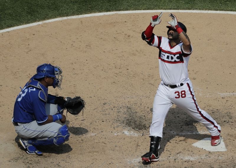 White Sox Erase 6 run Deficit Rally For 7 6 Win Over Royals