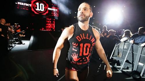 Tye Dillinger has apparently suffered an injury 