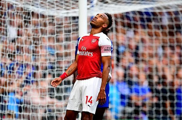 Aubameyang miss Chelsea Arsenal