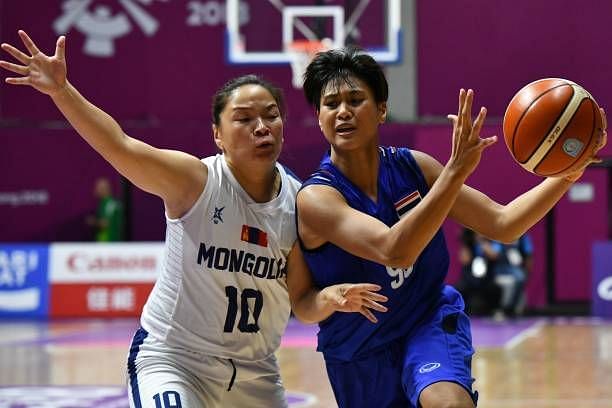 EntAction from China vs Hong Kong Basketball at the Asian Games 2018 on Day 9
