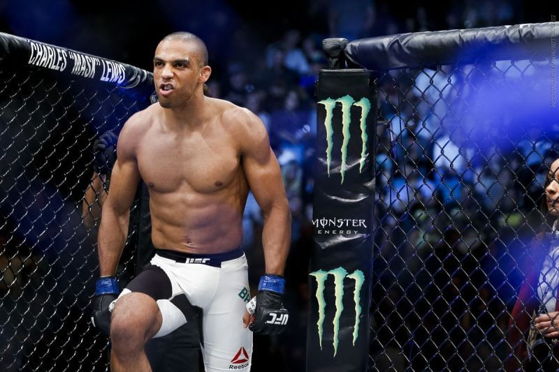 Edson Barboza is an excellent kicker