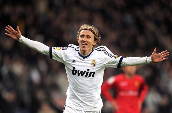 Real Madrid Transfer News: Former Barcelona midfielder eyed as Modric's replacement, £35m signing arrives, and more - 9th August