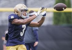 Wimbush ignoring pressure while leading Notre Dame offense