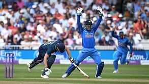 Can MS Dhoni cross 1000 dismissals as wicket-keeper?