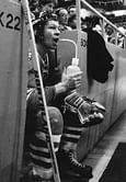 Blackhawks announce plans for public visitation for Mikita