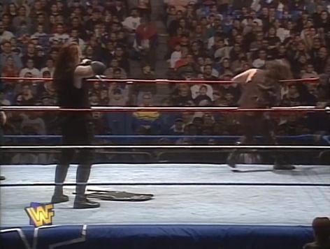 RAW vs Nitro.
