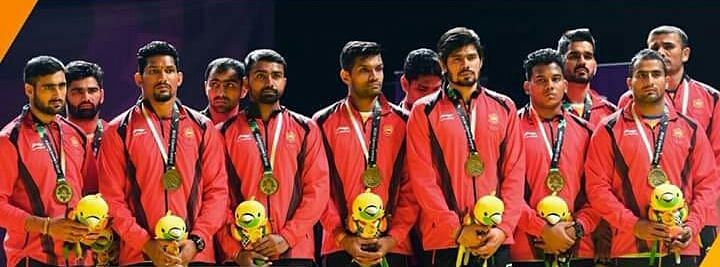 The Indian Kabaddi men&#039;s team during the medal distribution ceremony with bronze medal.