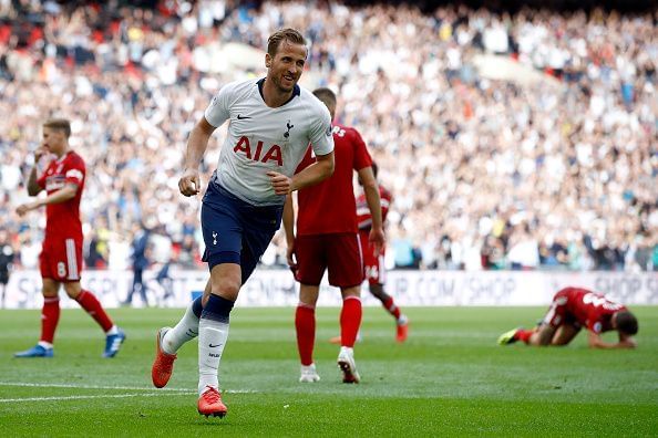 Tottenham Hotspur v Fulham - Premier League