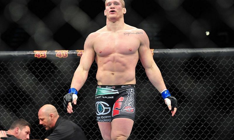 Todd Duffee made a huge impact in his UFC debut with a 7 second knockout