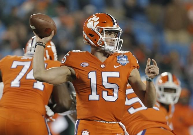 'Messy': QB transfers the new normal in college football
