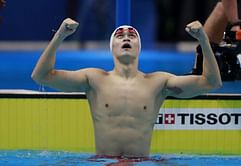 Sun celebrates Asian Games gold medal before flags fall