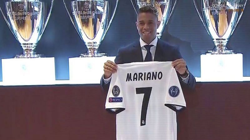 Real Madrid give Ronaldo&#039;s jersey number to &acirc;&not;30m forward from Lyon; Mariano Diaz