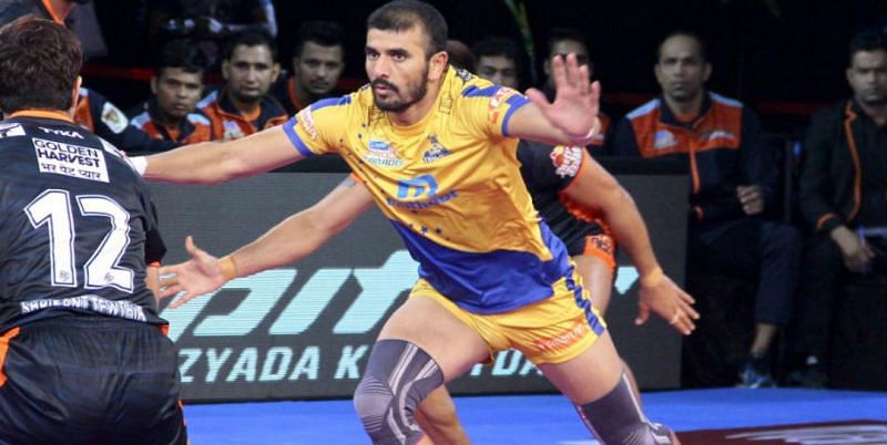 Ajay led the Thalaivas from the front and scored an enormous 213 raid points in 22 matches of Season 6 with 12 Super 10s.