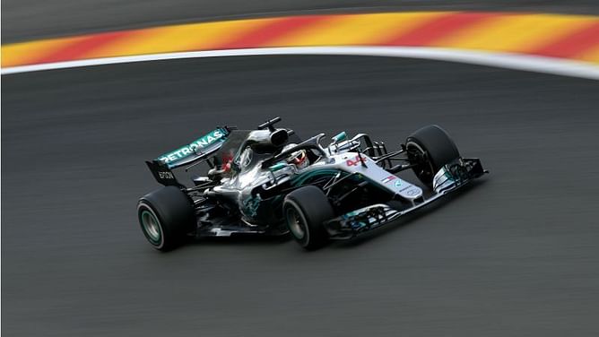 F1: Vettel drove past me like I wasn't there - Hamilton