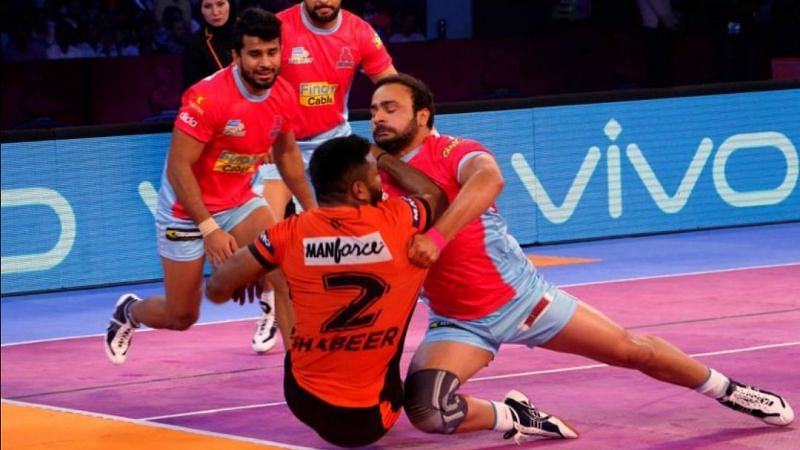 With 19 High5s and 235 successful tackles, Manjeet Chhillar is tops the charts in the defensive tally of Pro Kabaddi.