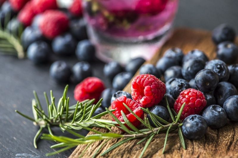 Berries are an excellent addition to the ketogenic diet