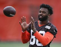 Browns' Landry would love to have Dez Bryant join him