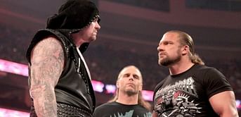 WWE Rumor Mill: Legend Backstage for Tonight's episode of Monday Night RAW