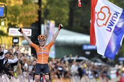 Anna van der Breggen takes world title after 40K solo ride